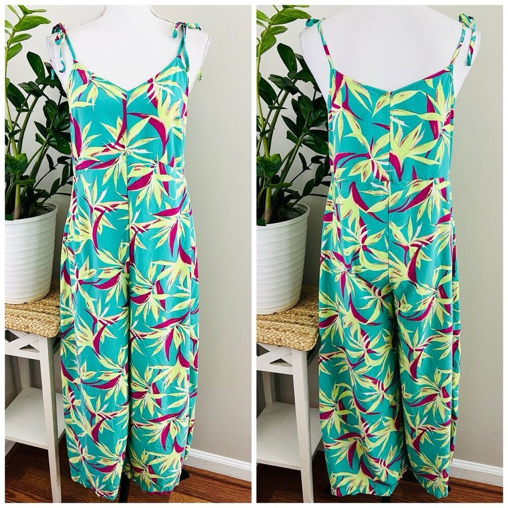 Old Navy Turquoise Bird of Paradise Jumpsuit Size Med Resort Beach Festival